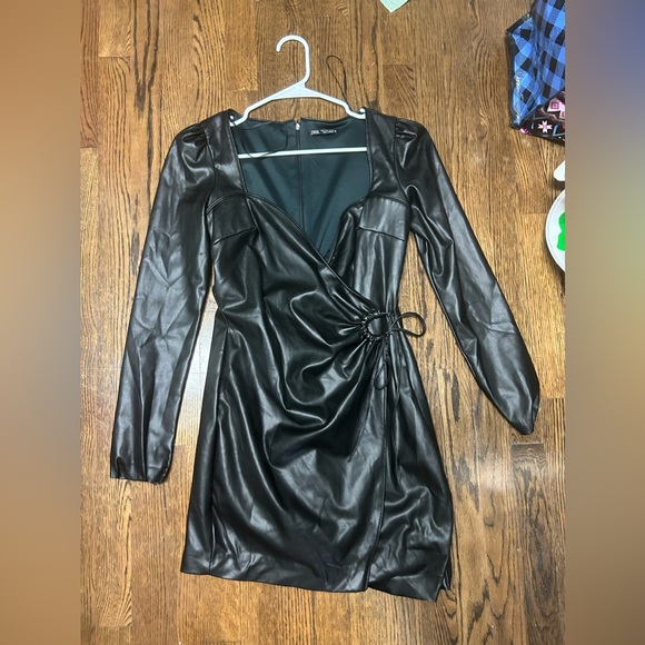 Zara Faux Leather Wrap Dress in Black - Small - Picture 6 of 7